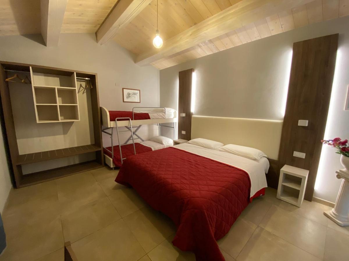 Belforte del Chienti Il Villino Agriturismo B&B المظهر الخارجي الصورة