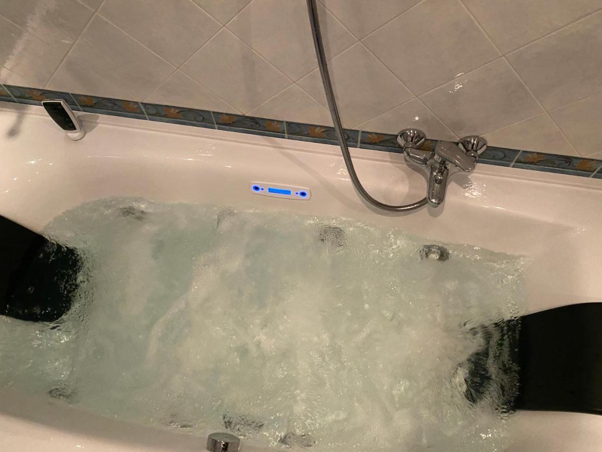 Belforte del Chienti Il Villino Agriturismo B&B المظهر الخارجي الصورة