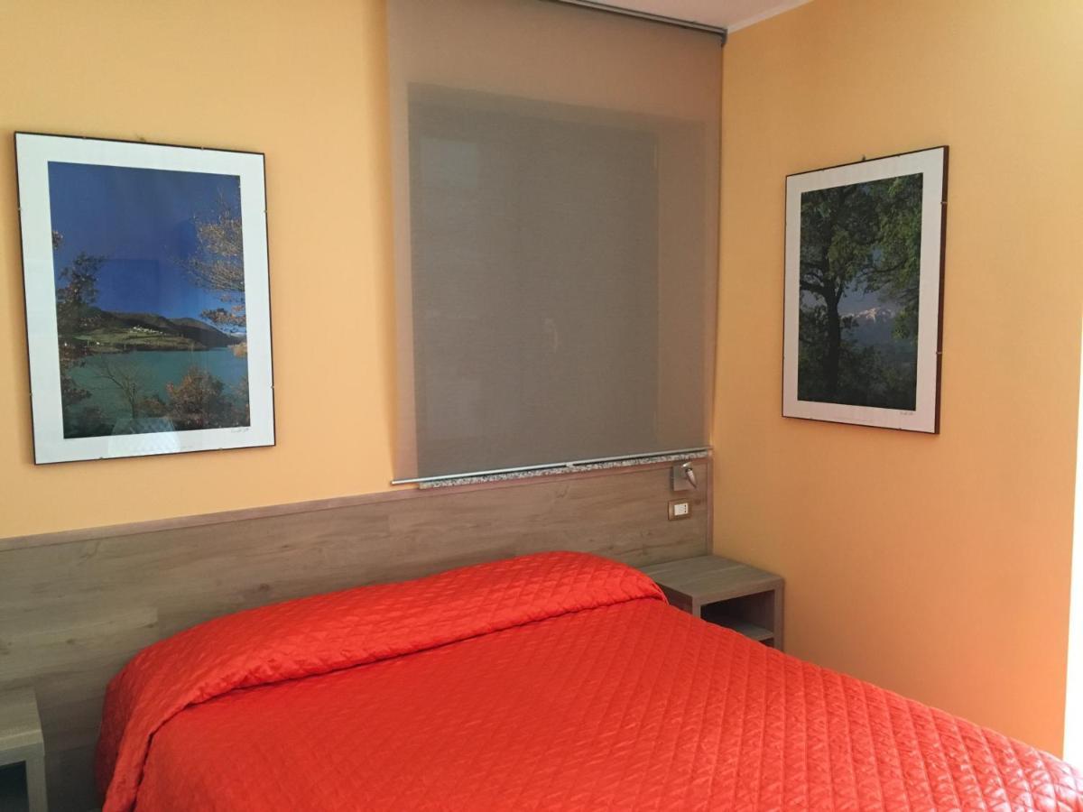 Belforte del Chienti Il Villino Agriturismo B&B المظهر الخارجي الصورة