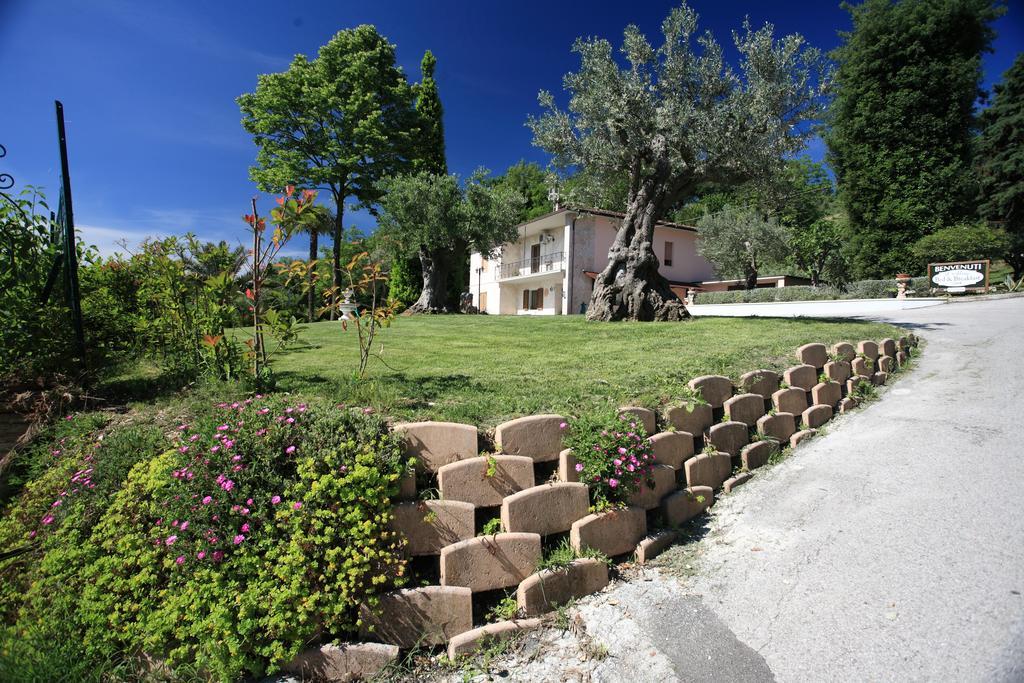 Belforte del Chienti Il Villino Agriturismo B&B المظهر الخارجي الصورة
