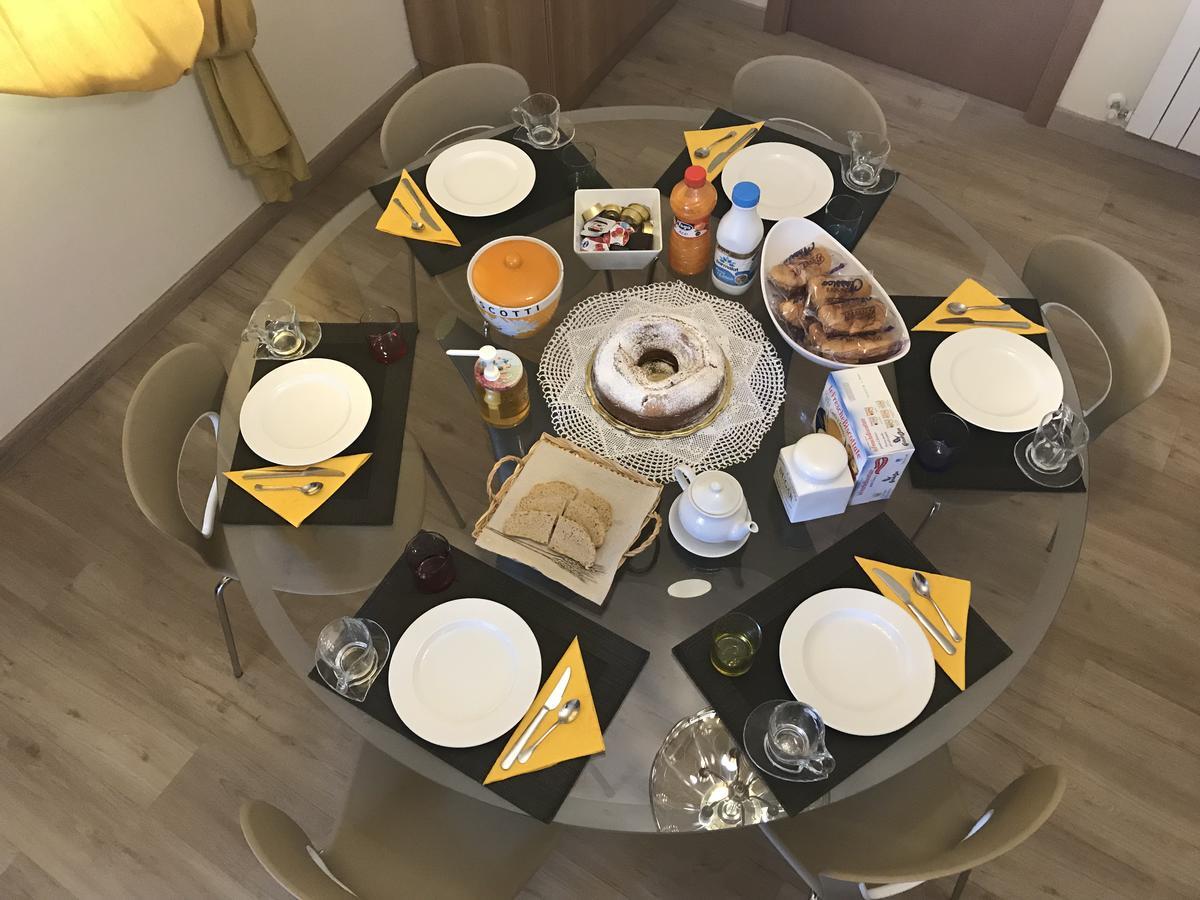 Belforte del Chienti Il Villino Agriturismo B&B المظهر الخارجي الصورة