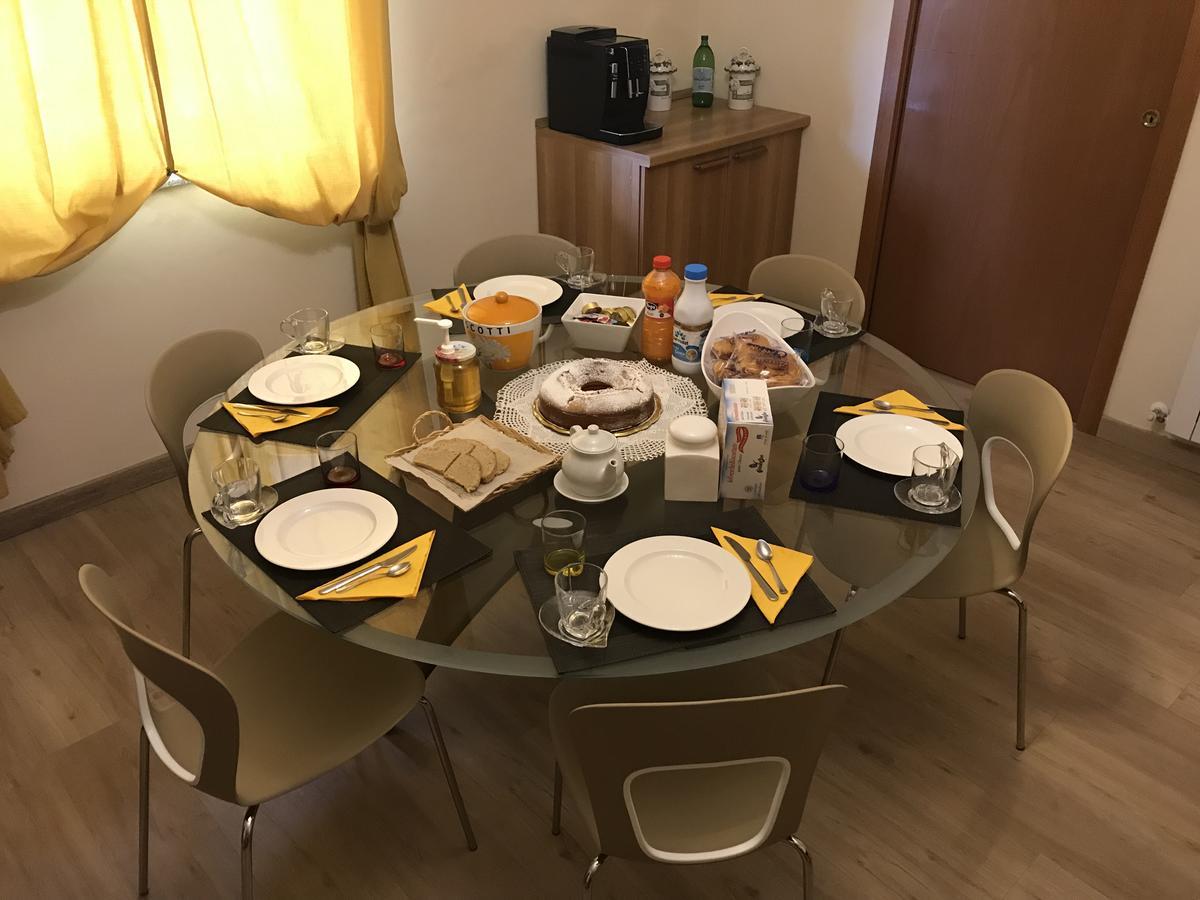 Belforte del Chienti Il Villino Agriturismo B&B المظهر الخارجي الصورة