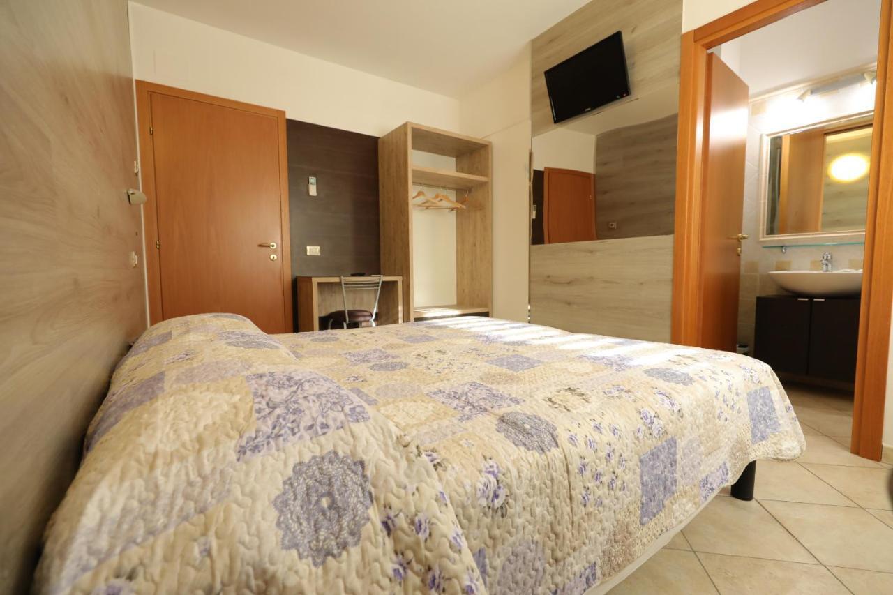 Belforte del Chienti Il Villino Agriturismo B&B المظهر الخارجي الصورة